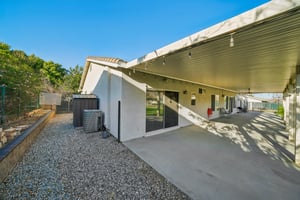 1410 Charles St-S0110-045.jpg