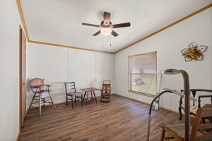  Photo 40