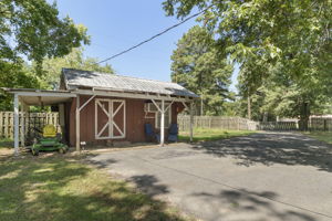  Photo 44