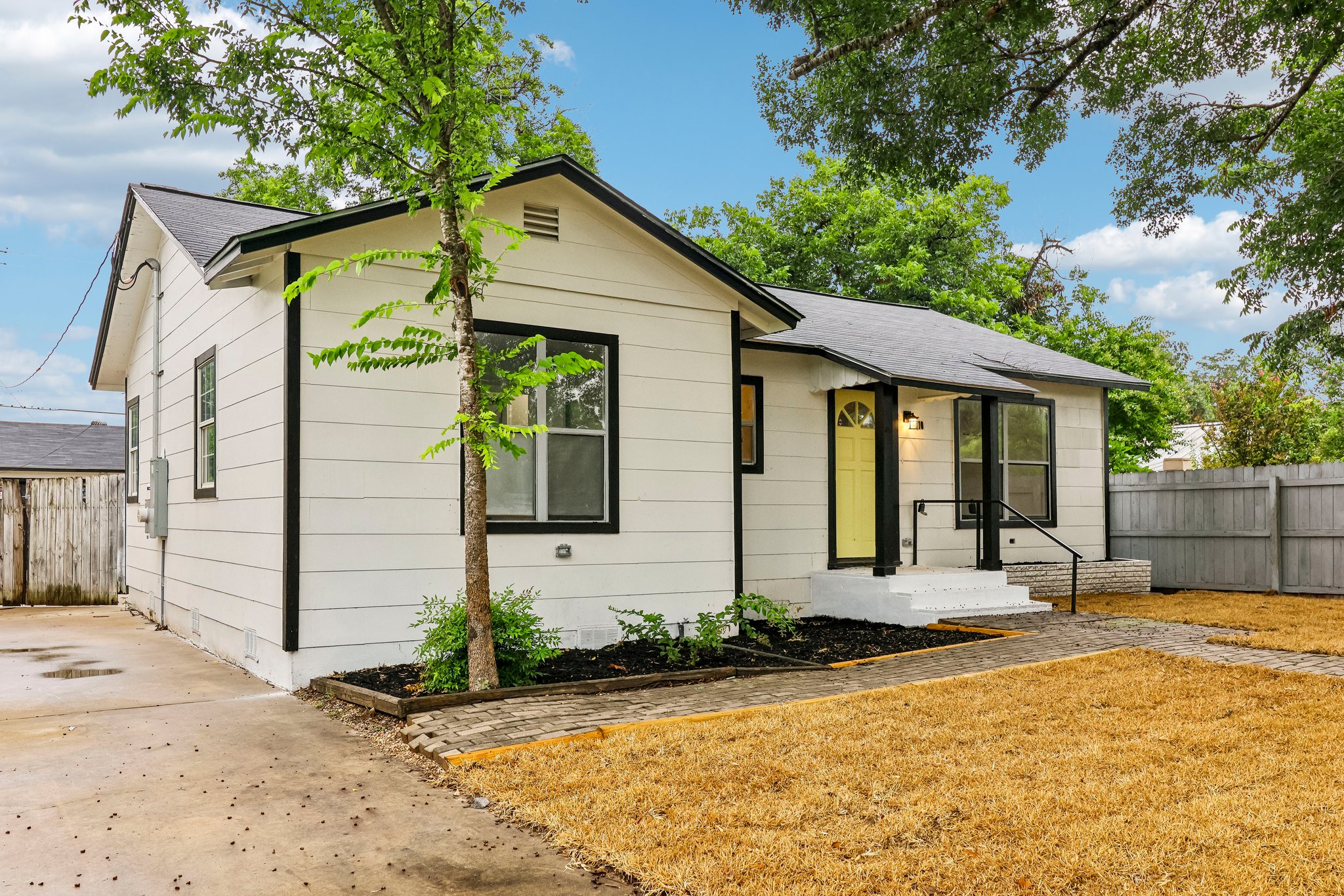 Greer St-S1607-007.jpg