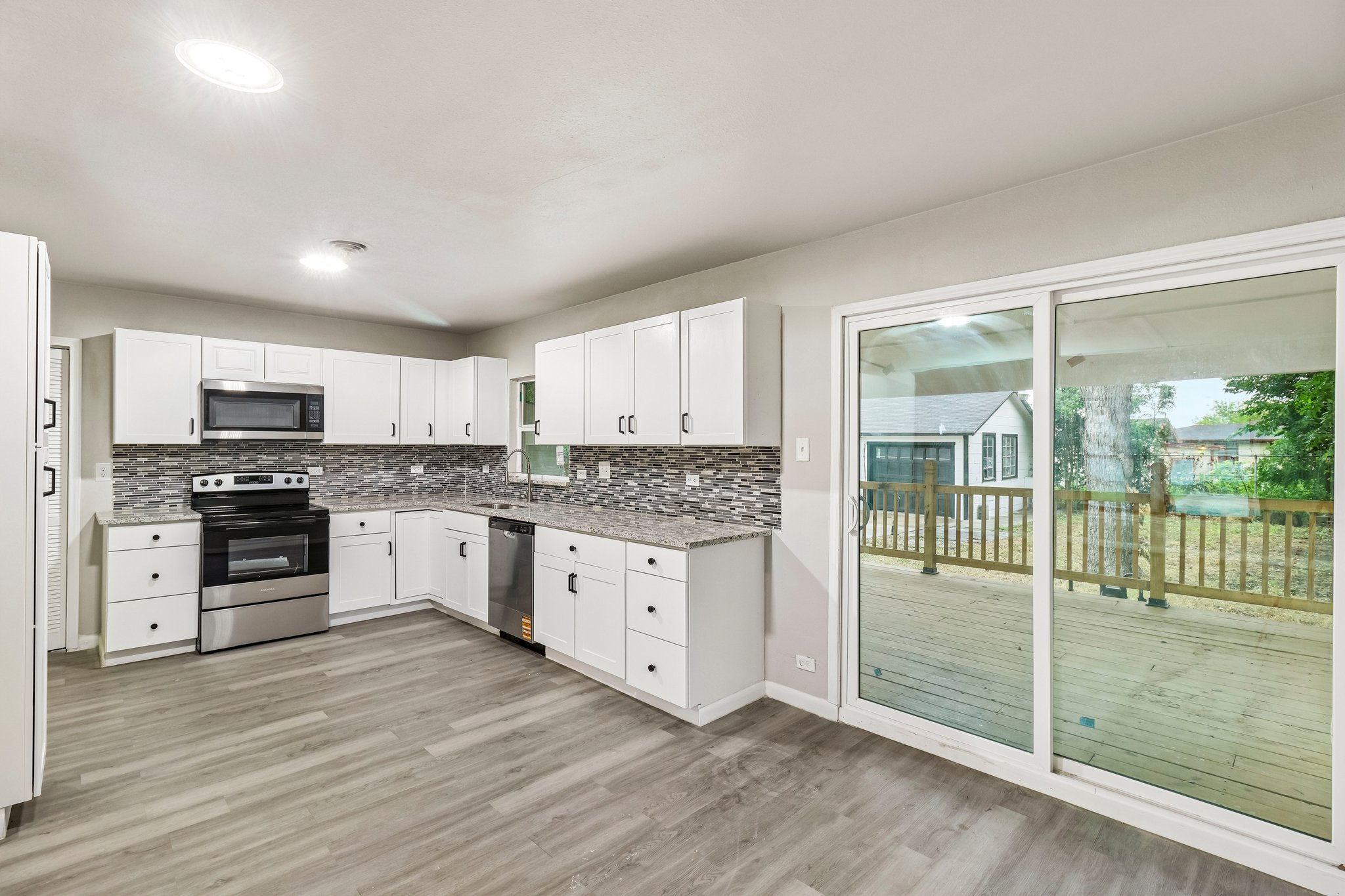 Greer St-S1607-014.jpg