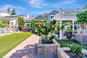 005_1410 Lundy Ave 