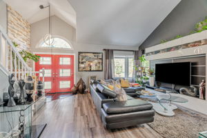 009_1410 Lundy Ave 