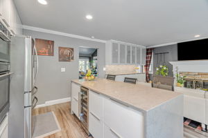 022_1410 Lundy Ave 