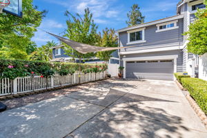054_1410 Lundy Ave 