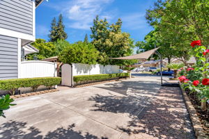 056_1410 Lundy Ave 