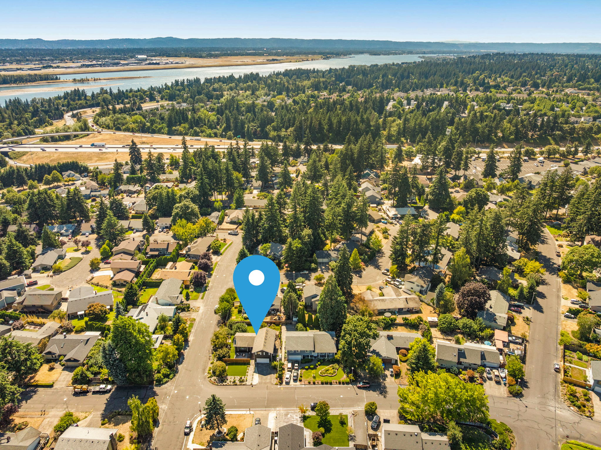 Photo 37