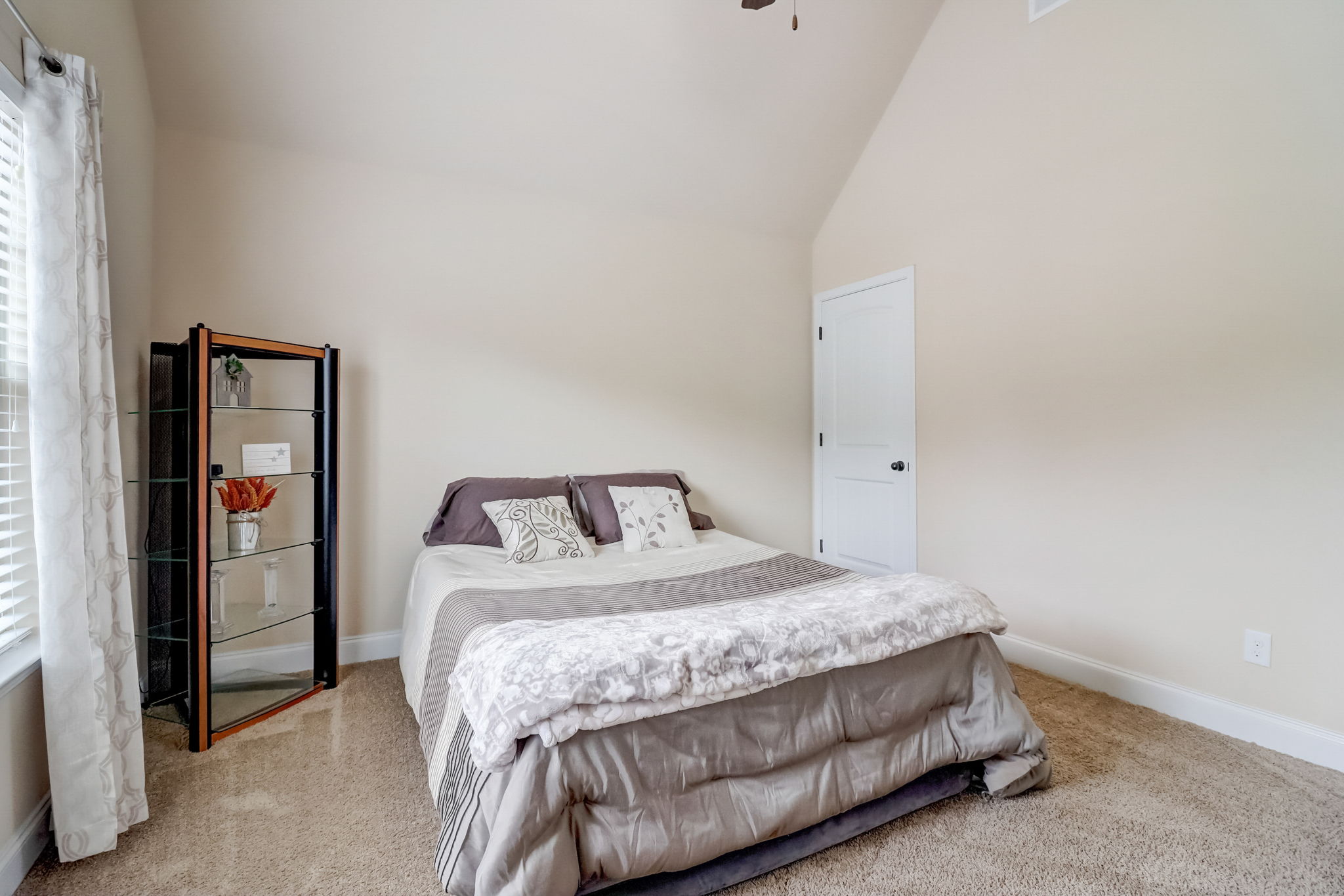 Stone Ridge Ct 258-036
