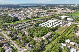 Christie Dr-S1210-049.jpg