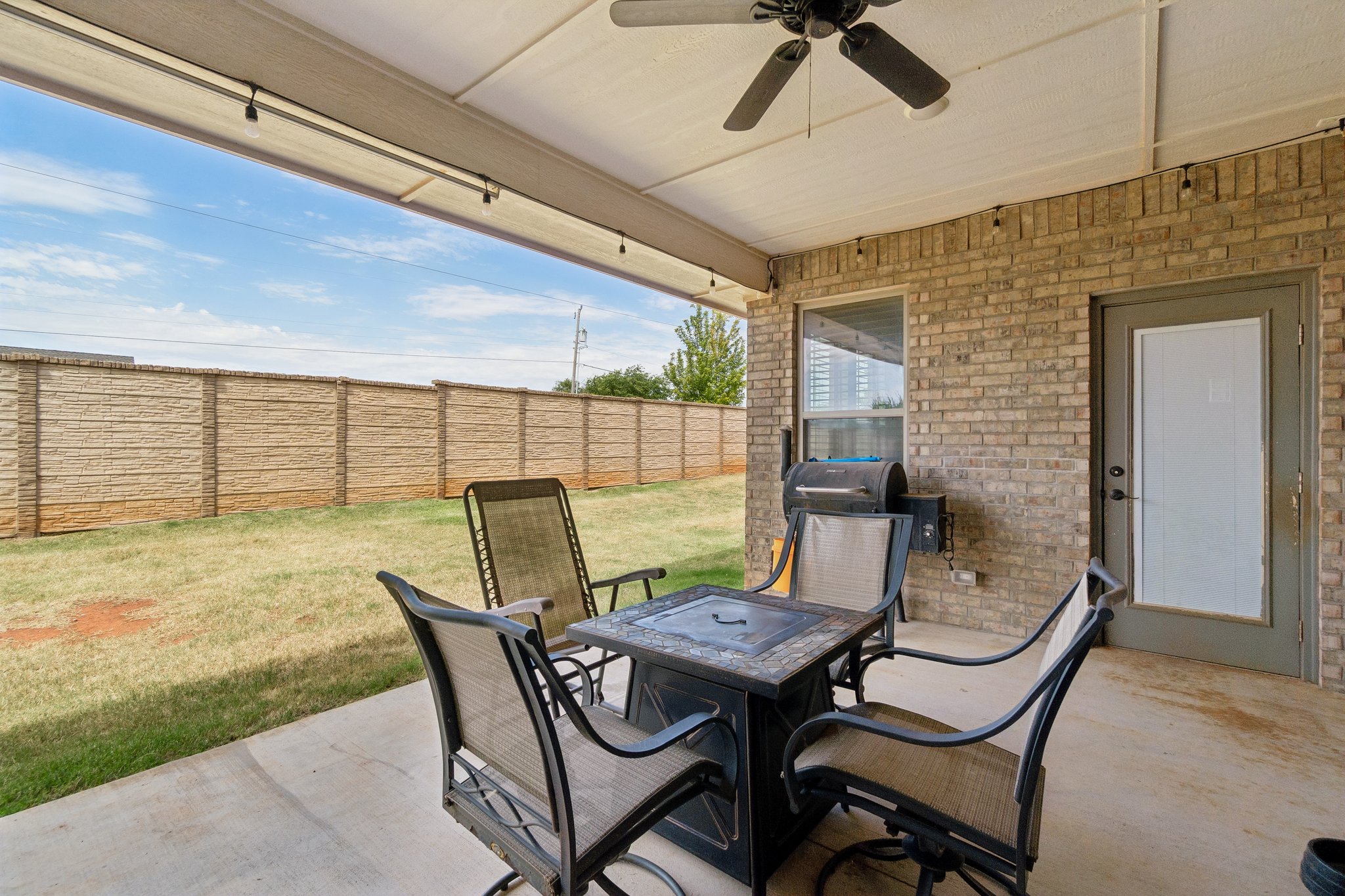 14101 Vlg Crk Wy_057.jpg