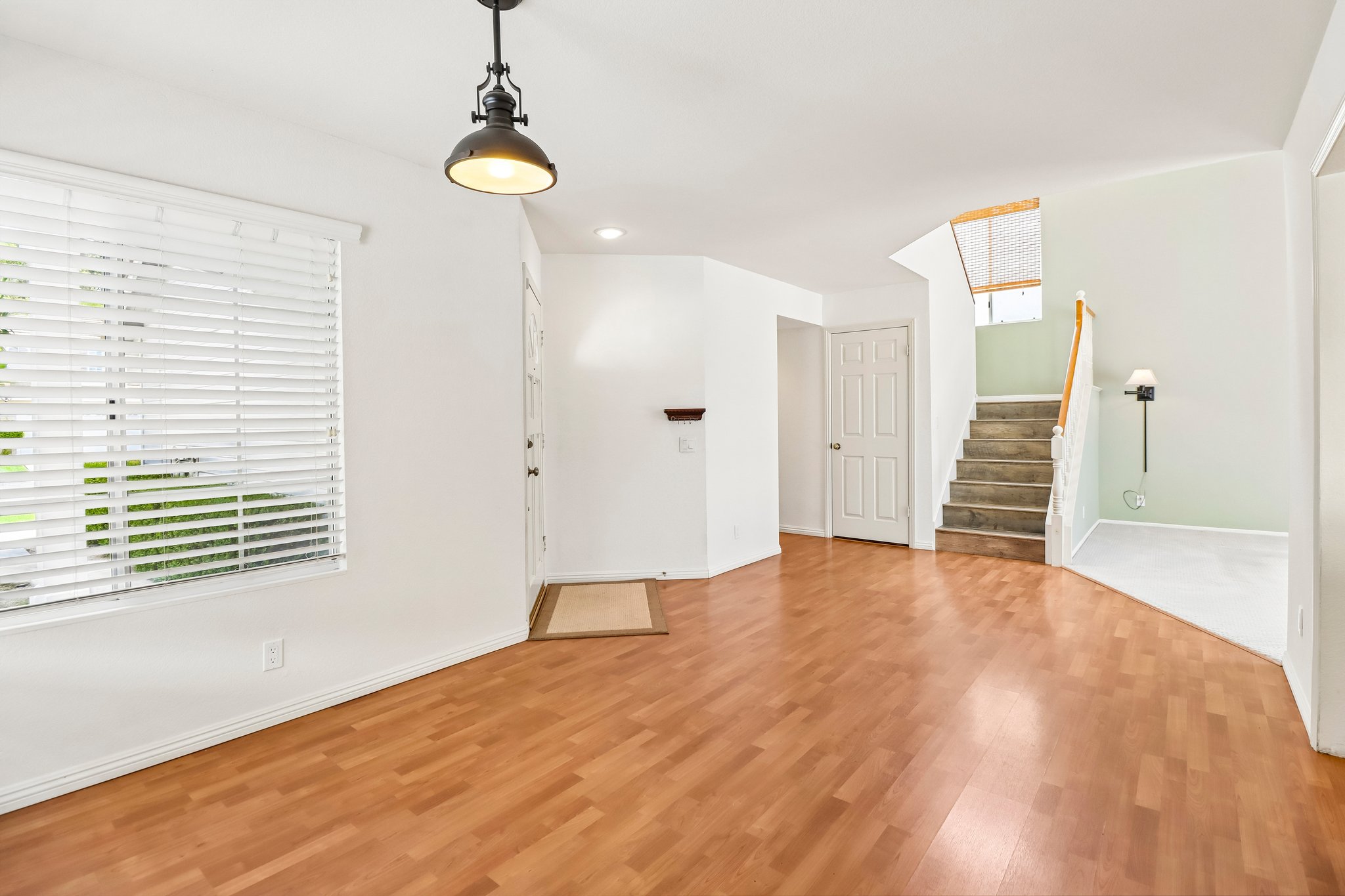 Stoney Gate Pl-S0207-009.jpg