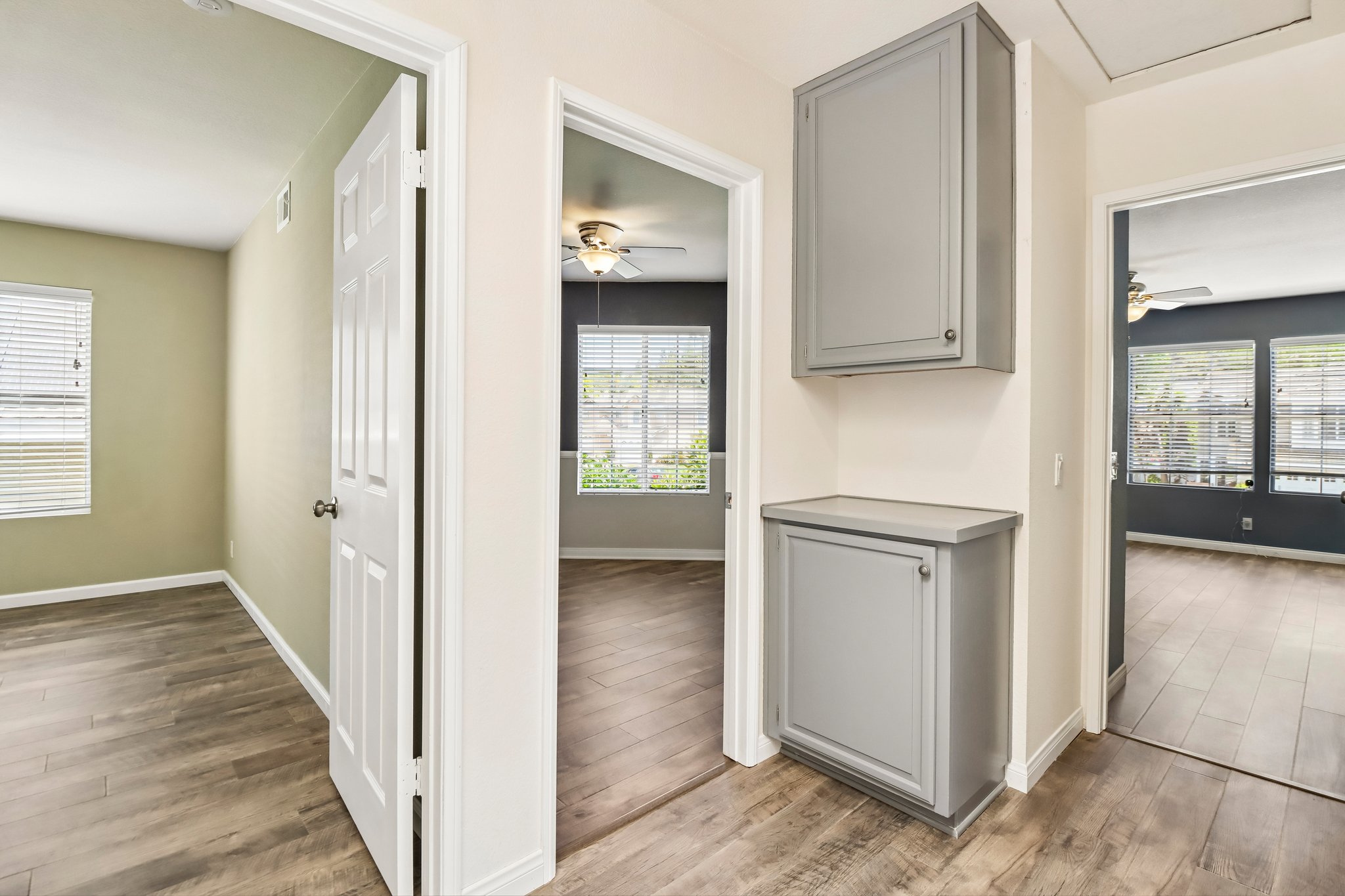 Stoney Gate Pl-S0207-033.jpg