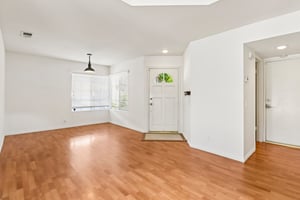 Stoney Gate Pl-S0207-010.jpg
