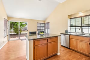 Stoney Gate Pl-S0207-018.jpg