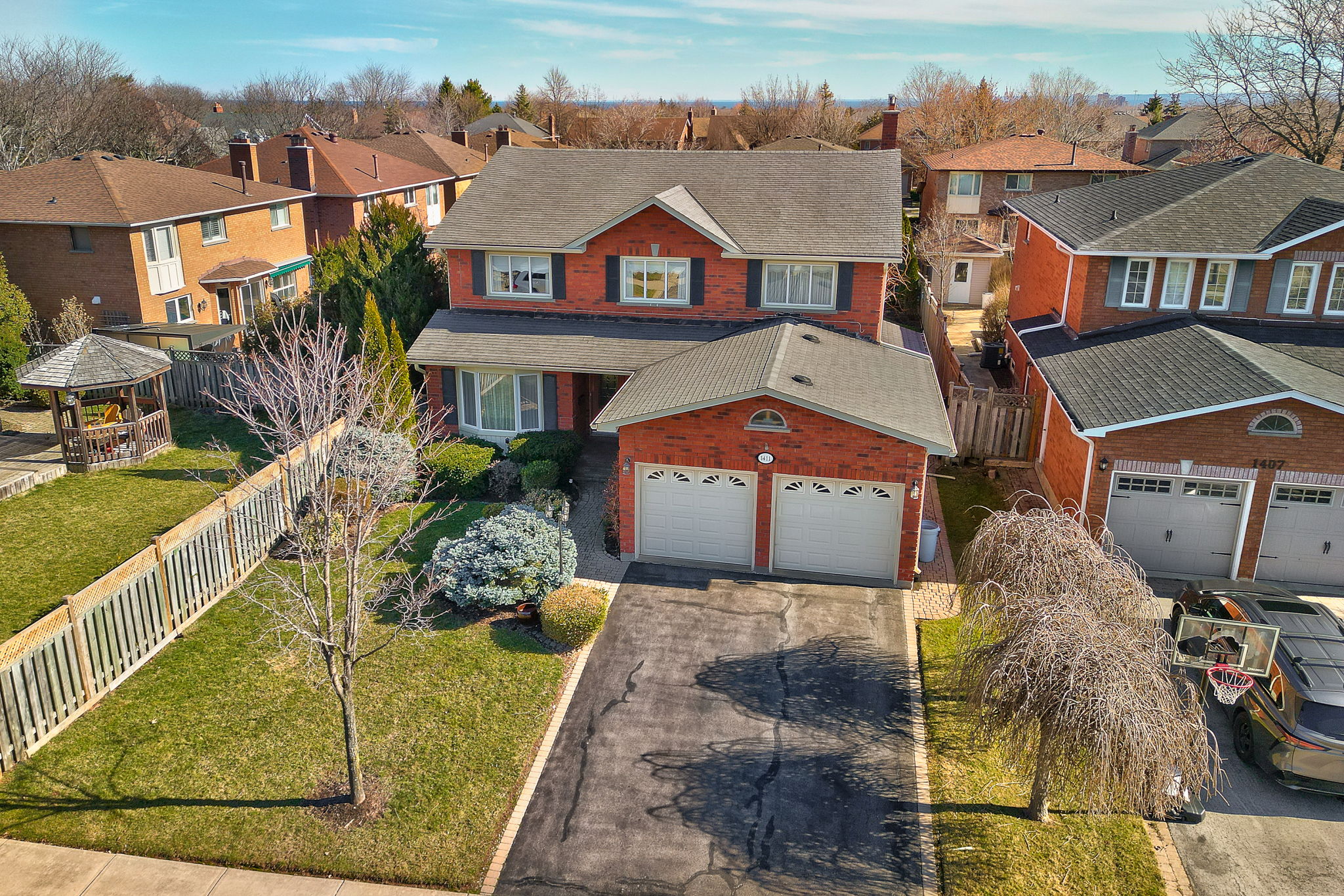 1411 Greenridge Cir, Oakville Virtual Viewing