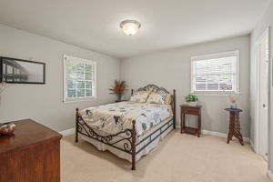  Photo 47