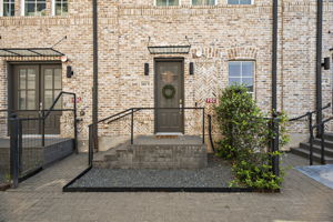  Photo 0