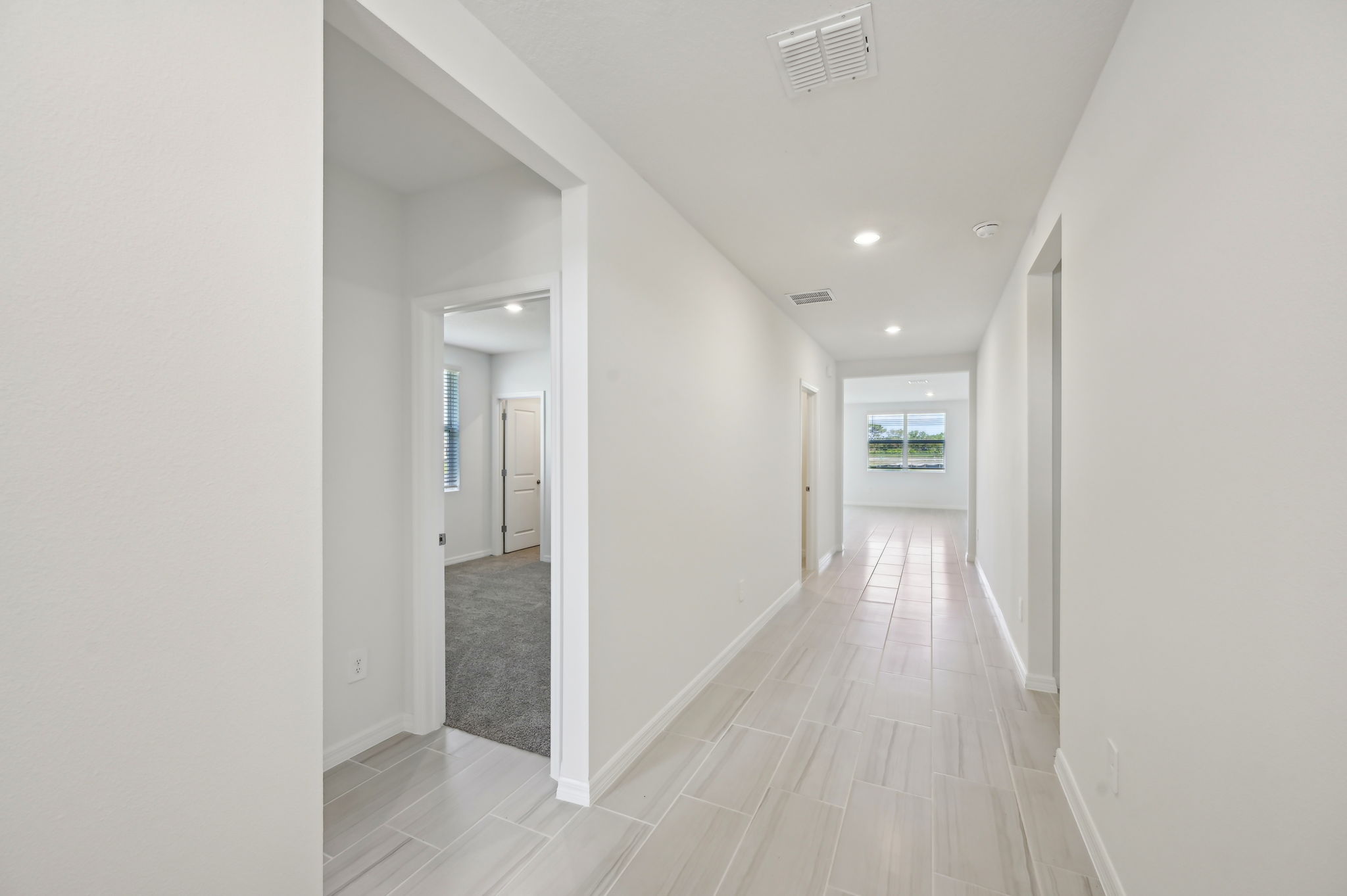 Tampa Division - Salt Meadows - 14112 Gunnison Cove - 004