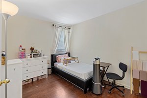 31.  Upper Bedroom.jpg