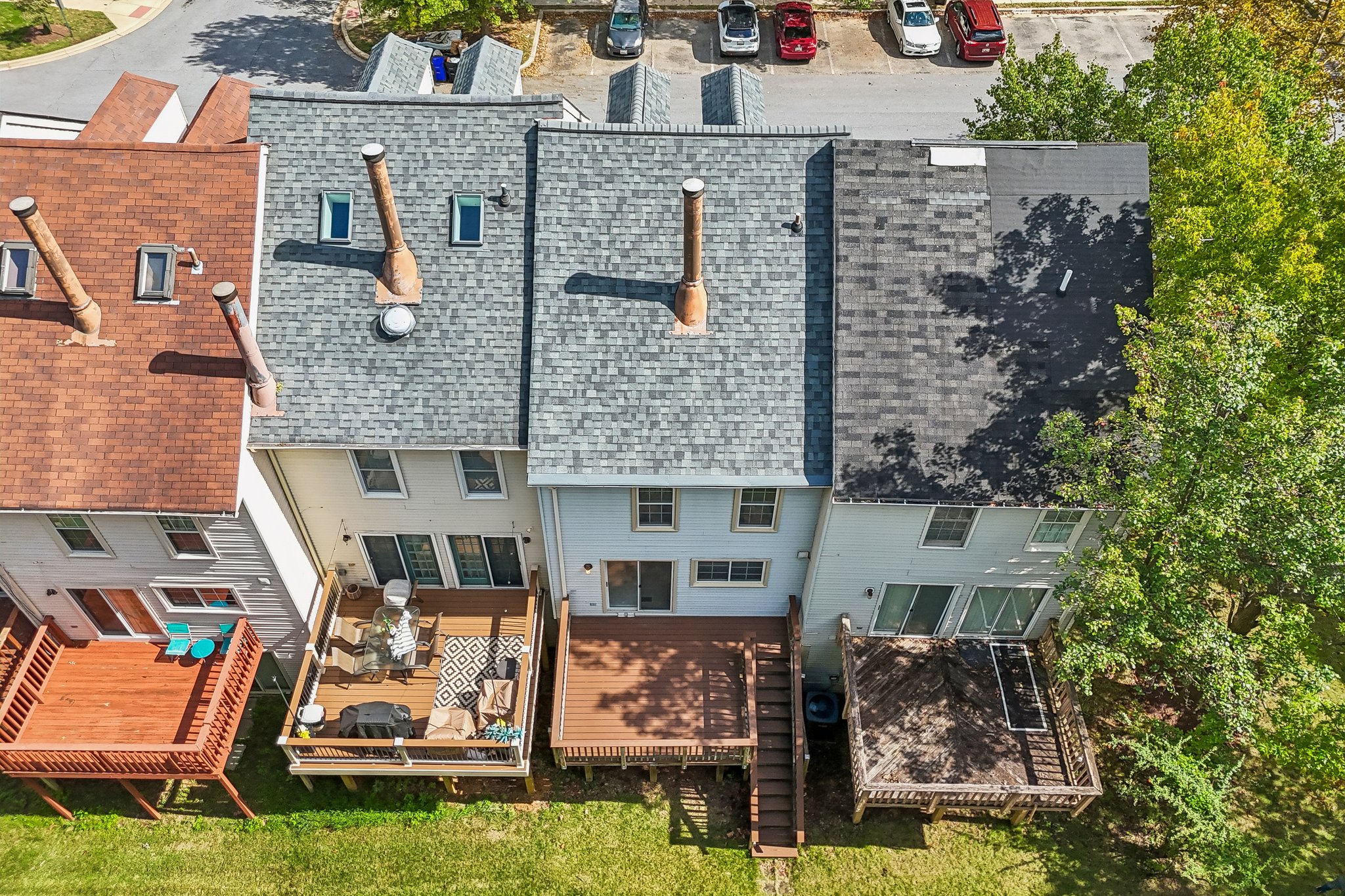 Oakpointe Dr-S0110-073.jpg