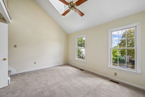 Oakpointe Dr-S0110-032.jpg