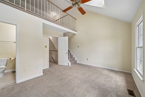 Oakpointe Dr-S0110-033.jpg