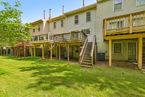Oakpointe Dr-S0110-052.jpg