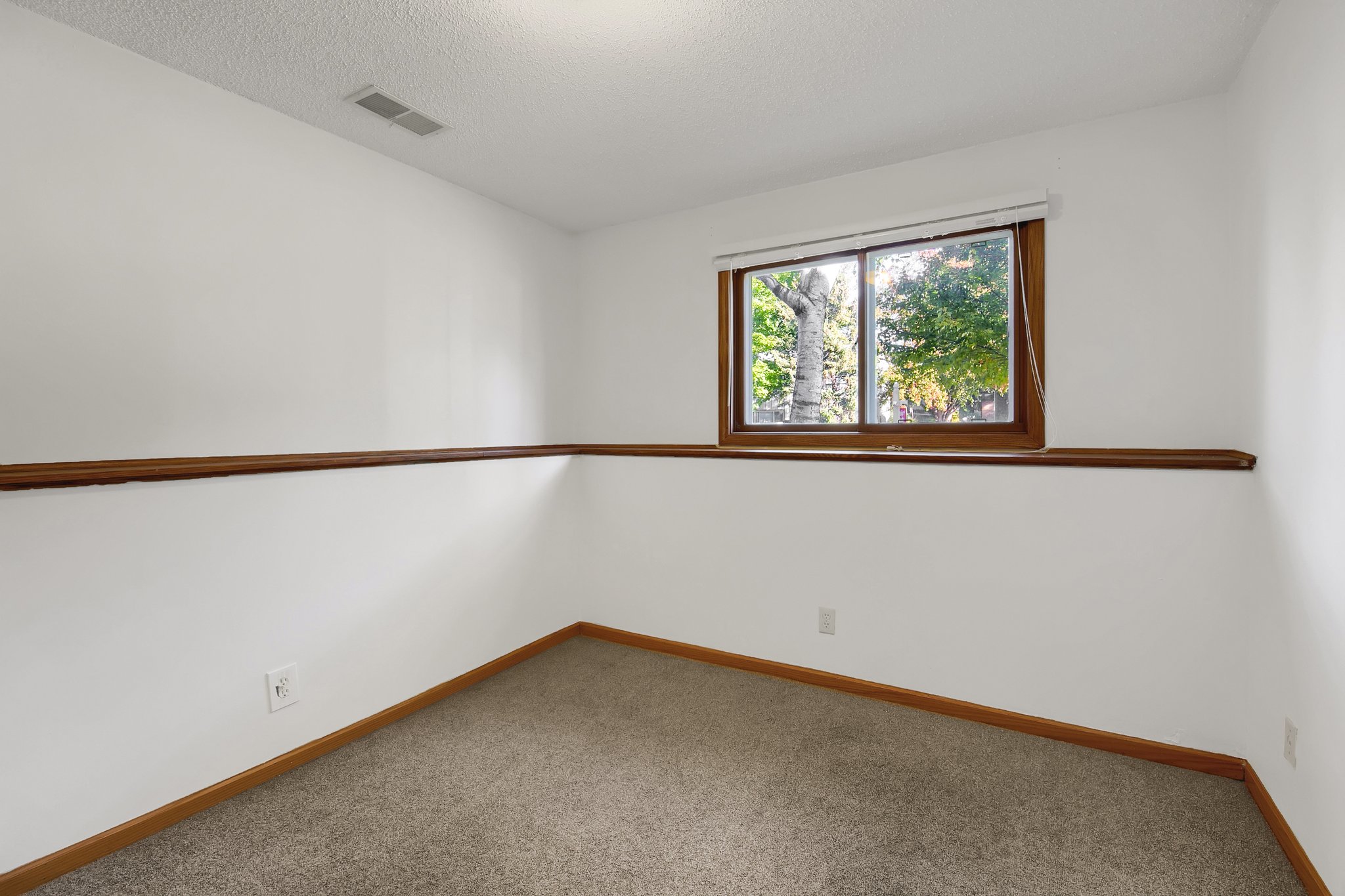 14115 36th Ave N, Minneapolis, MN 55447, USA Photo 20