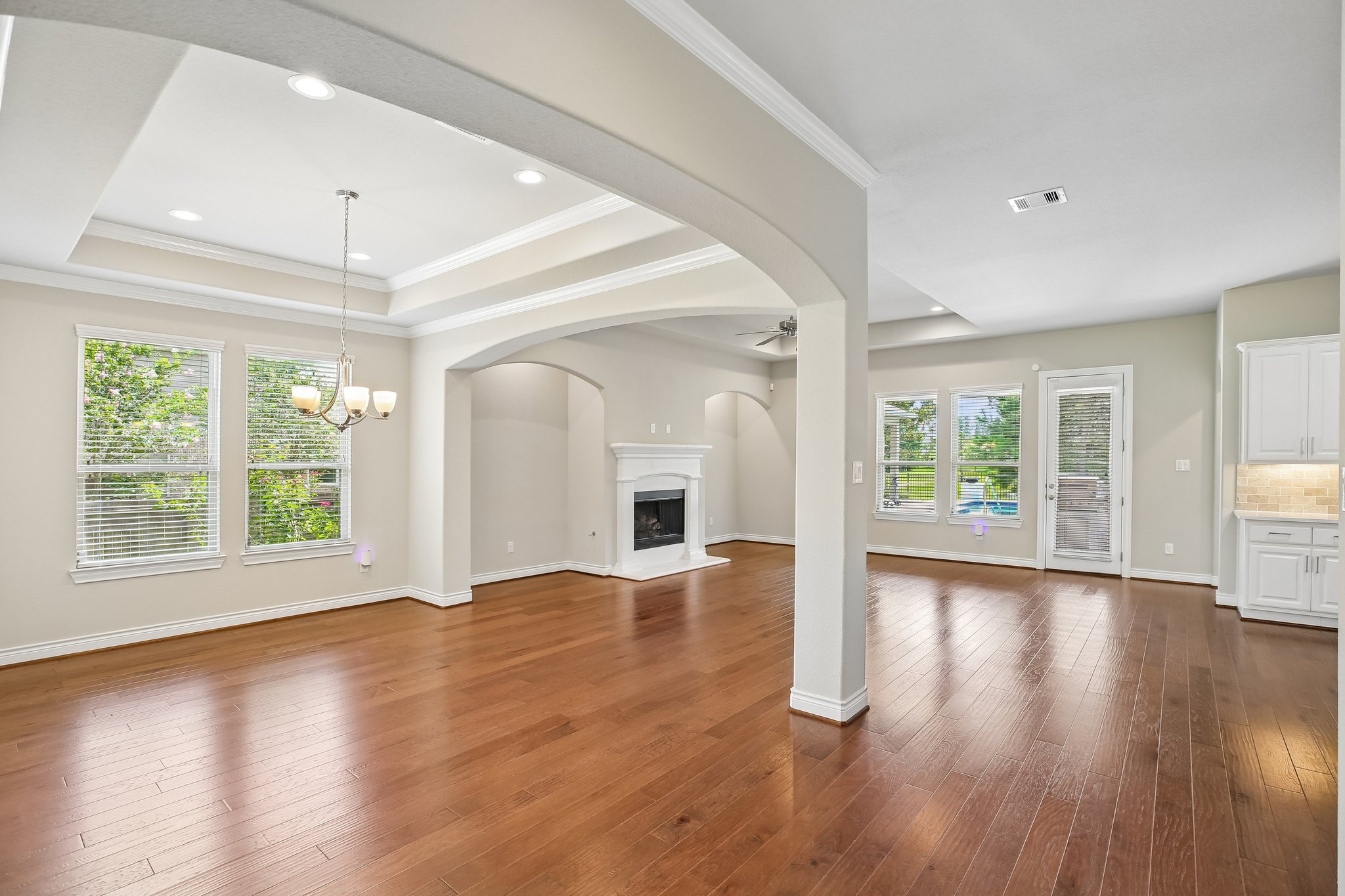 Aspen Woods Ct-S1807-006.jpg