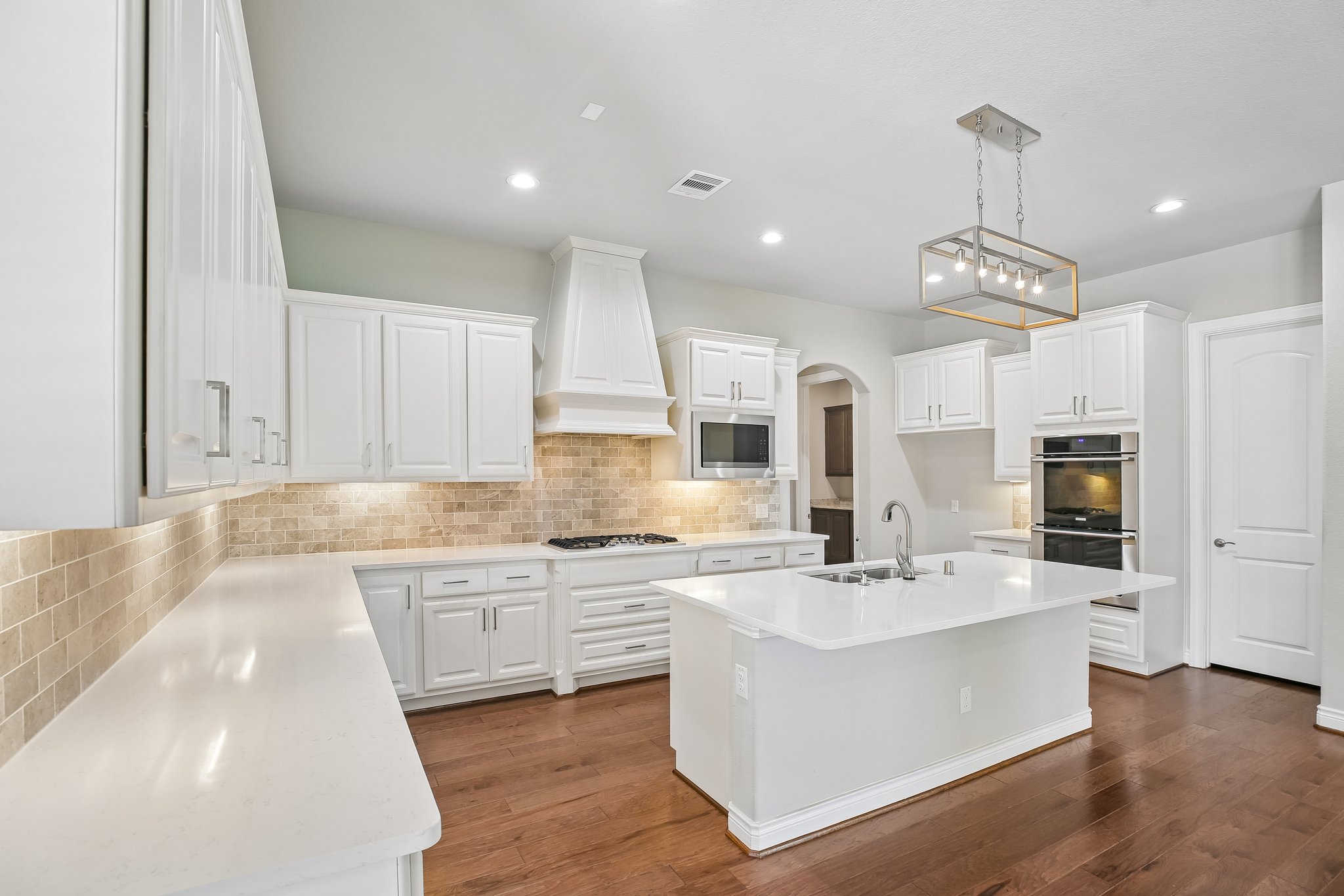 Aspen Woods Ct-S1807-011.jpg