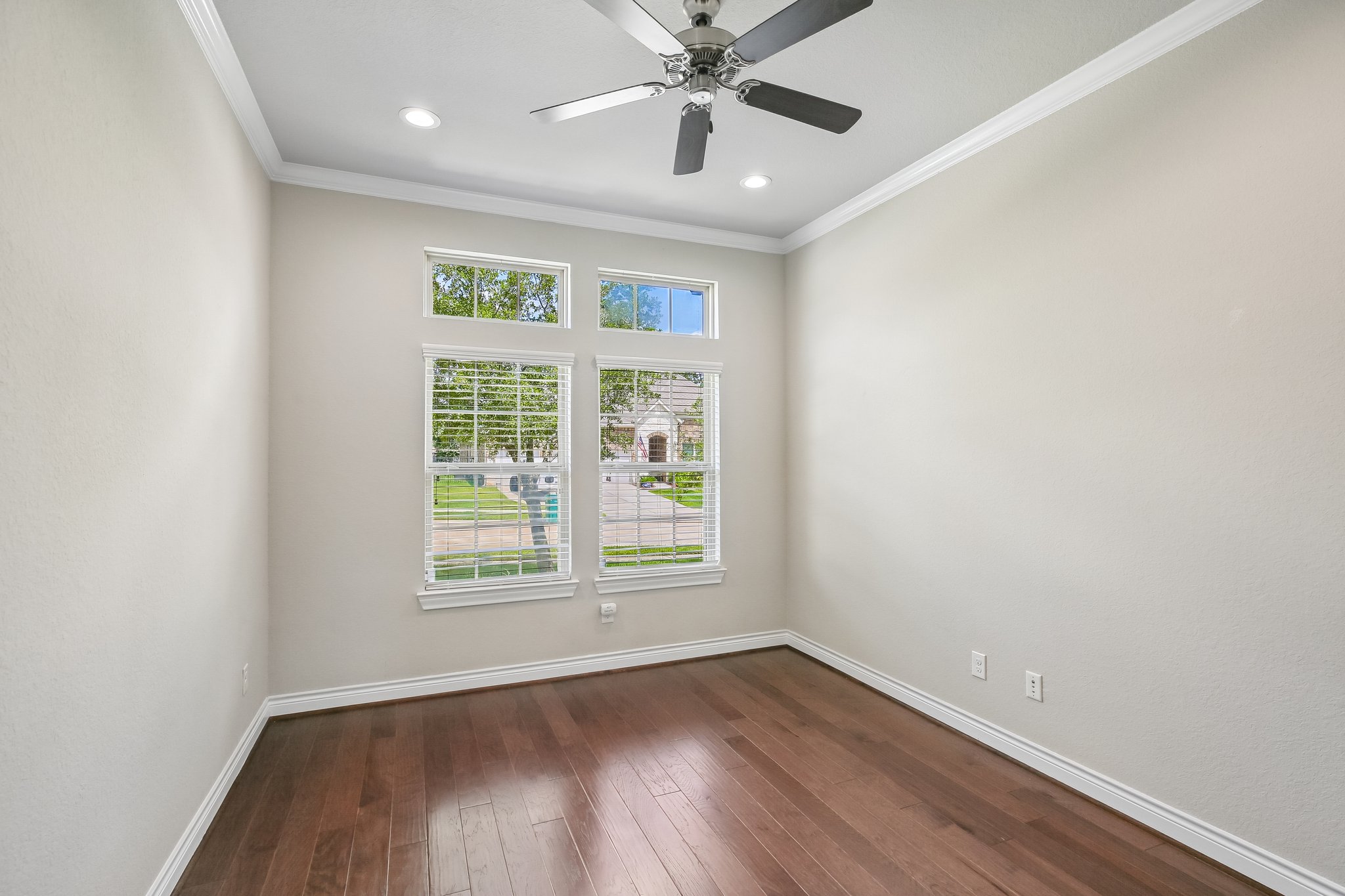 Aspen Woods Ct-S1807-016.jpg
