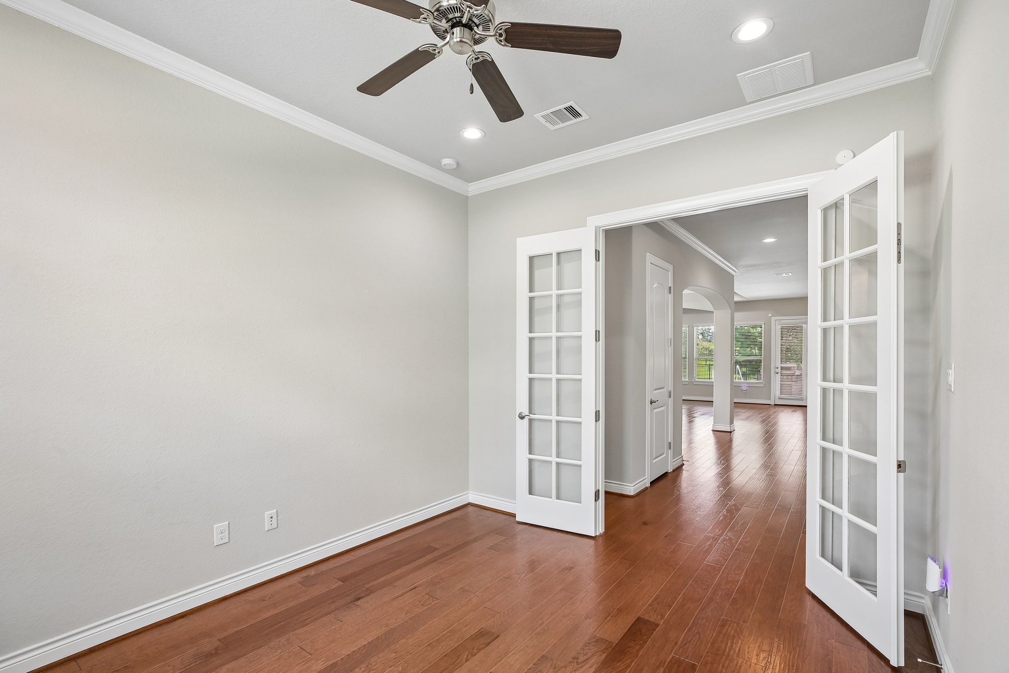 Aspen Woods Ct-S1807-018.jpg