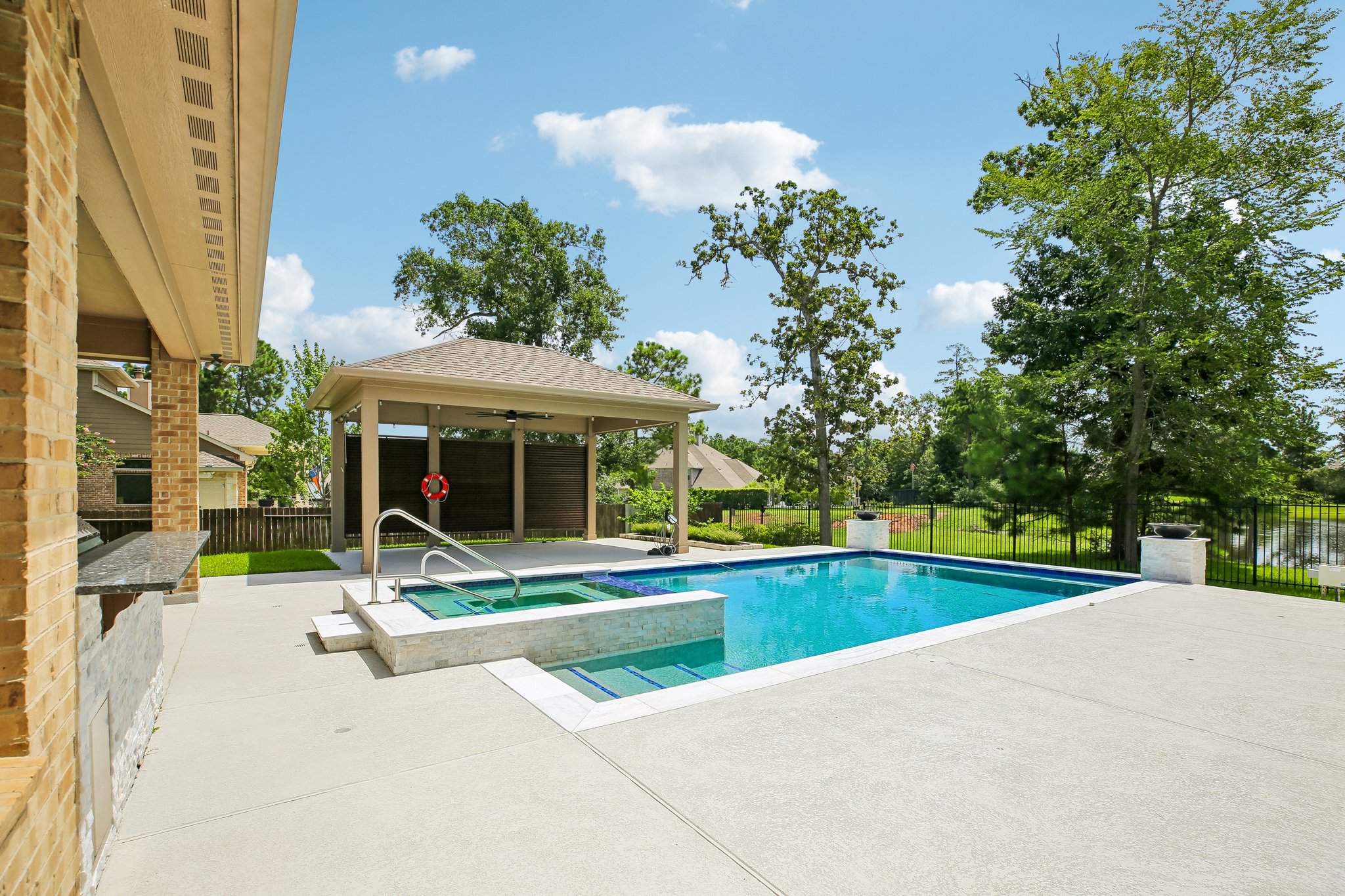 Aspen Woods Ct-S1807-045.jpg