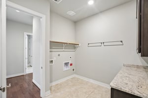 Aspen Woods Ct-S1807-023.jpg