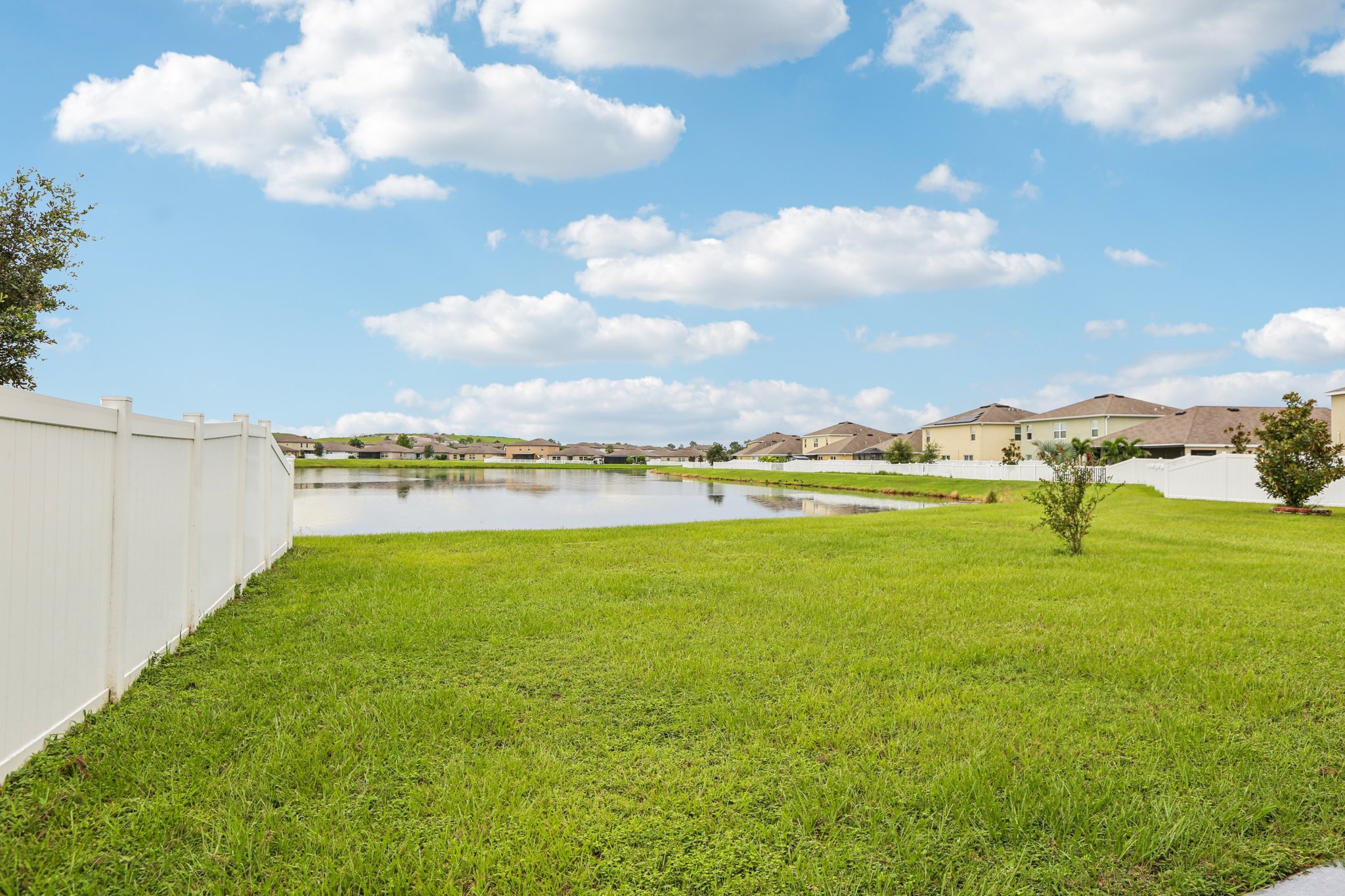 Arbor Pines Dr-S0909-006.jpg