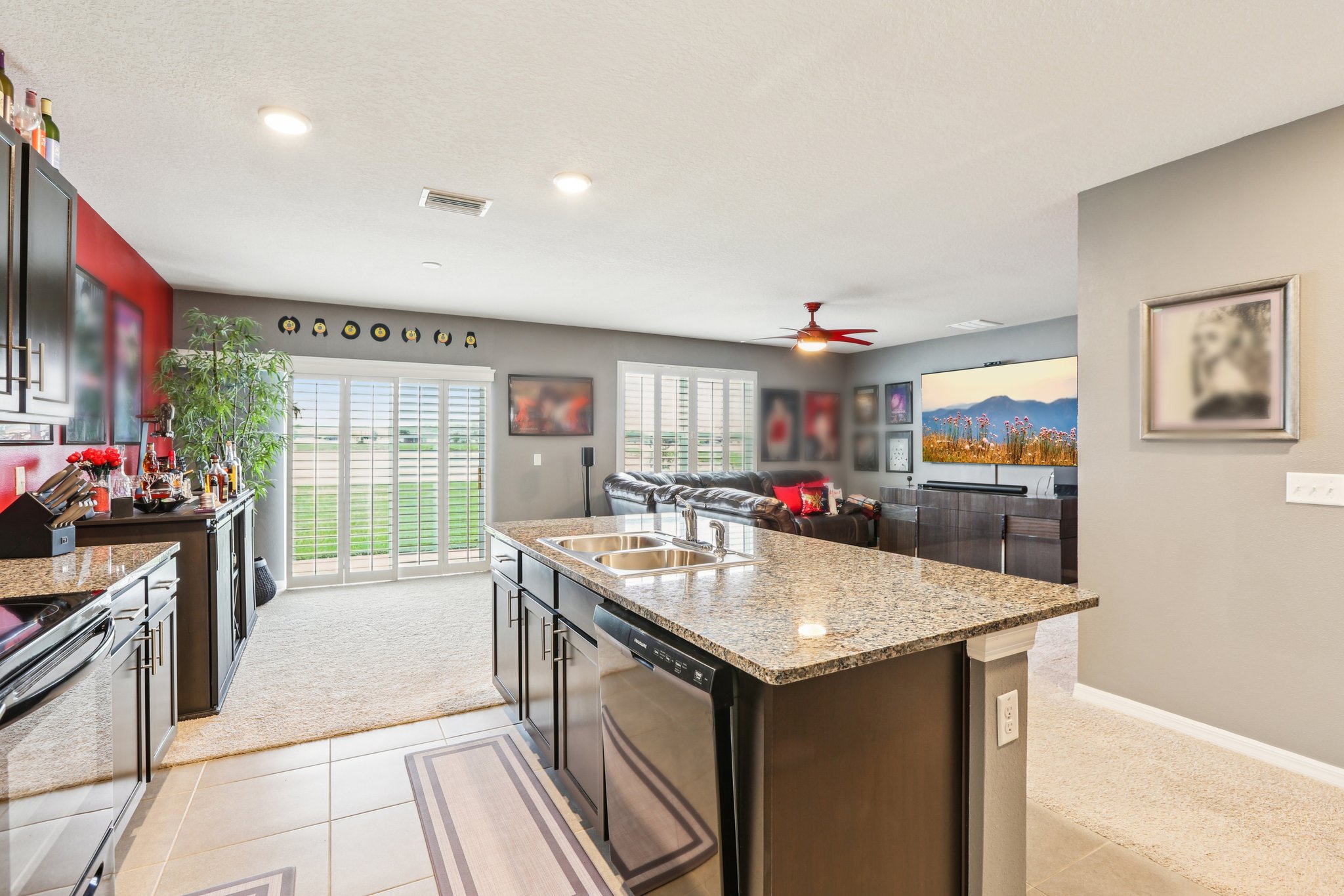 Arbor Pines Dr-S0909-027.jpg