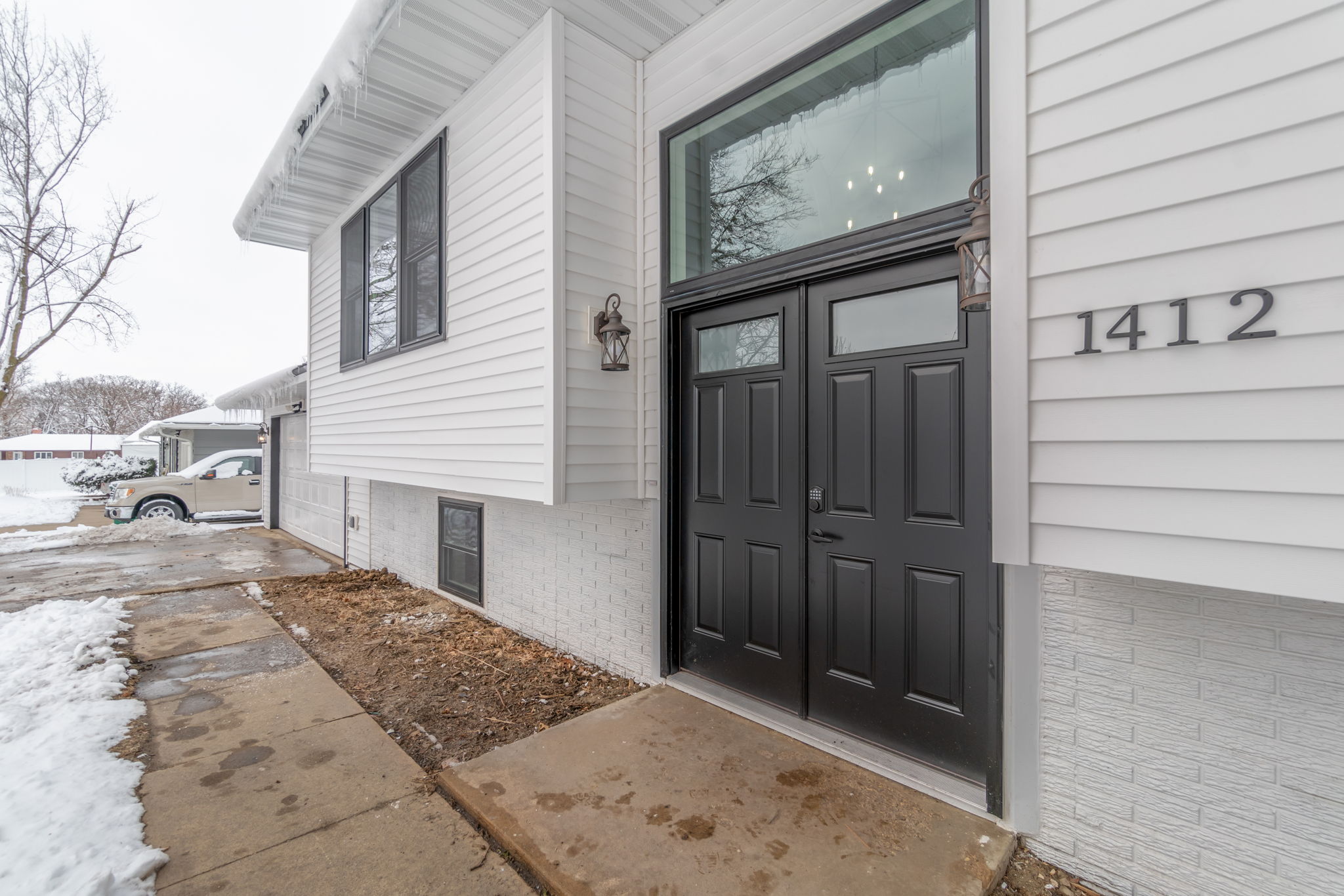 1412 3rd St NE, Independence, IA 50644, USA Photo 4