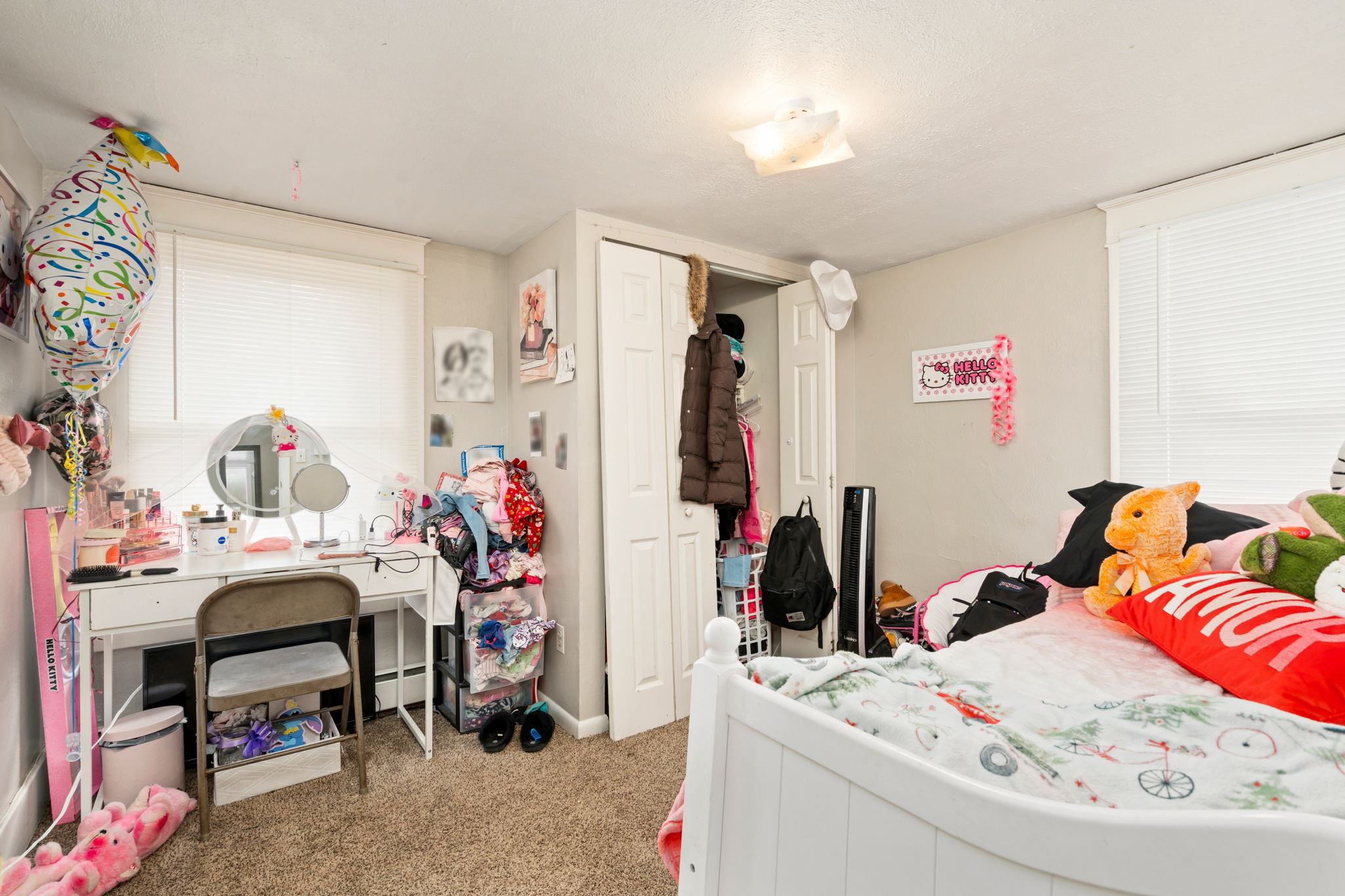  Photo 10