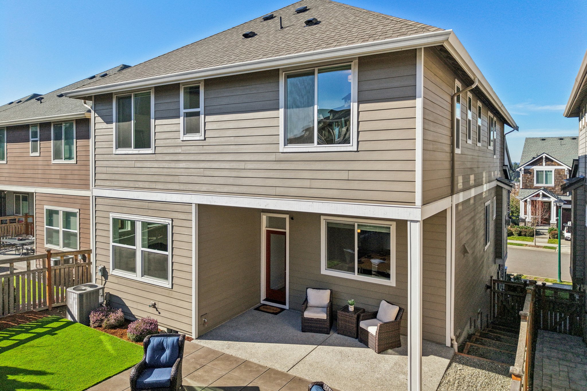 Westridge Way NE-S0303-046.jpg