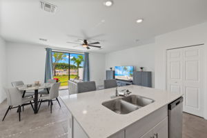 Breakfast Bar 2 of 2