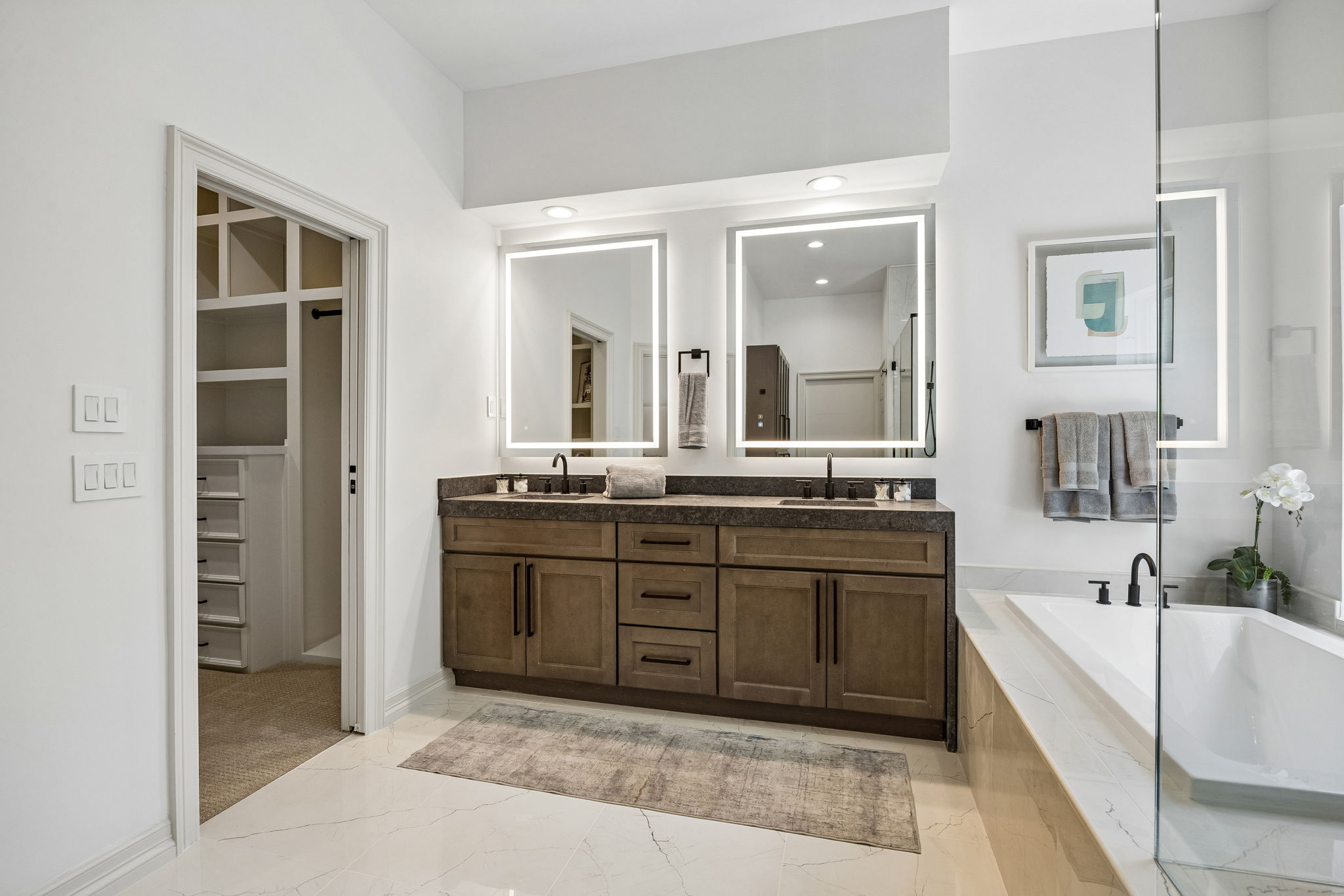 14128Regency_037