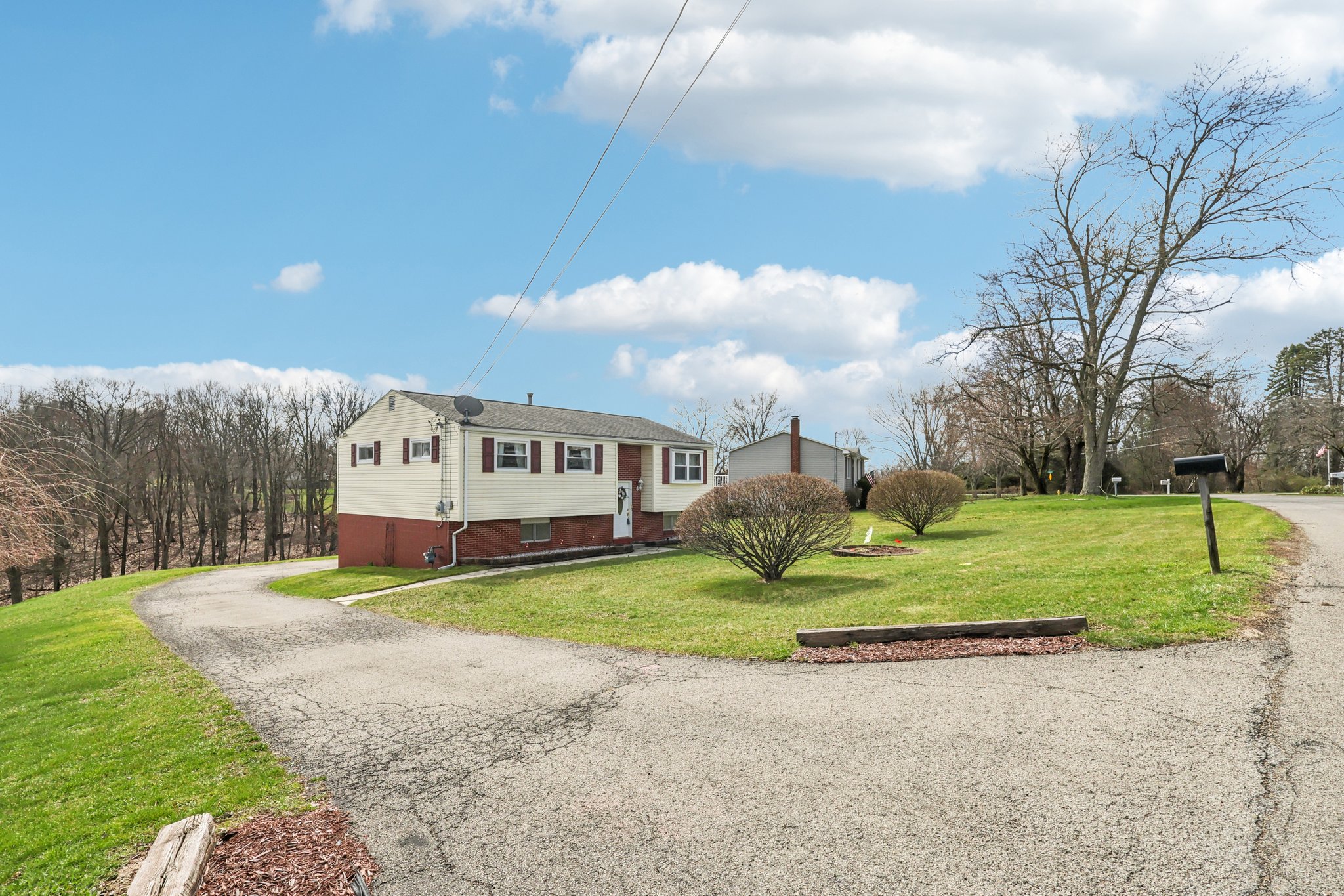 Lexington Dr-S2803-002.jpg