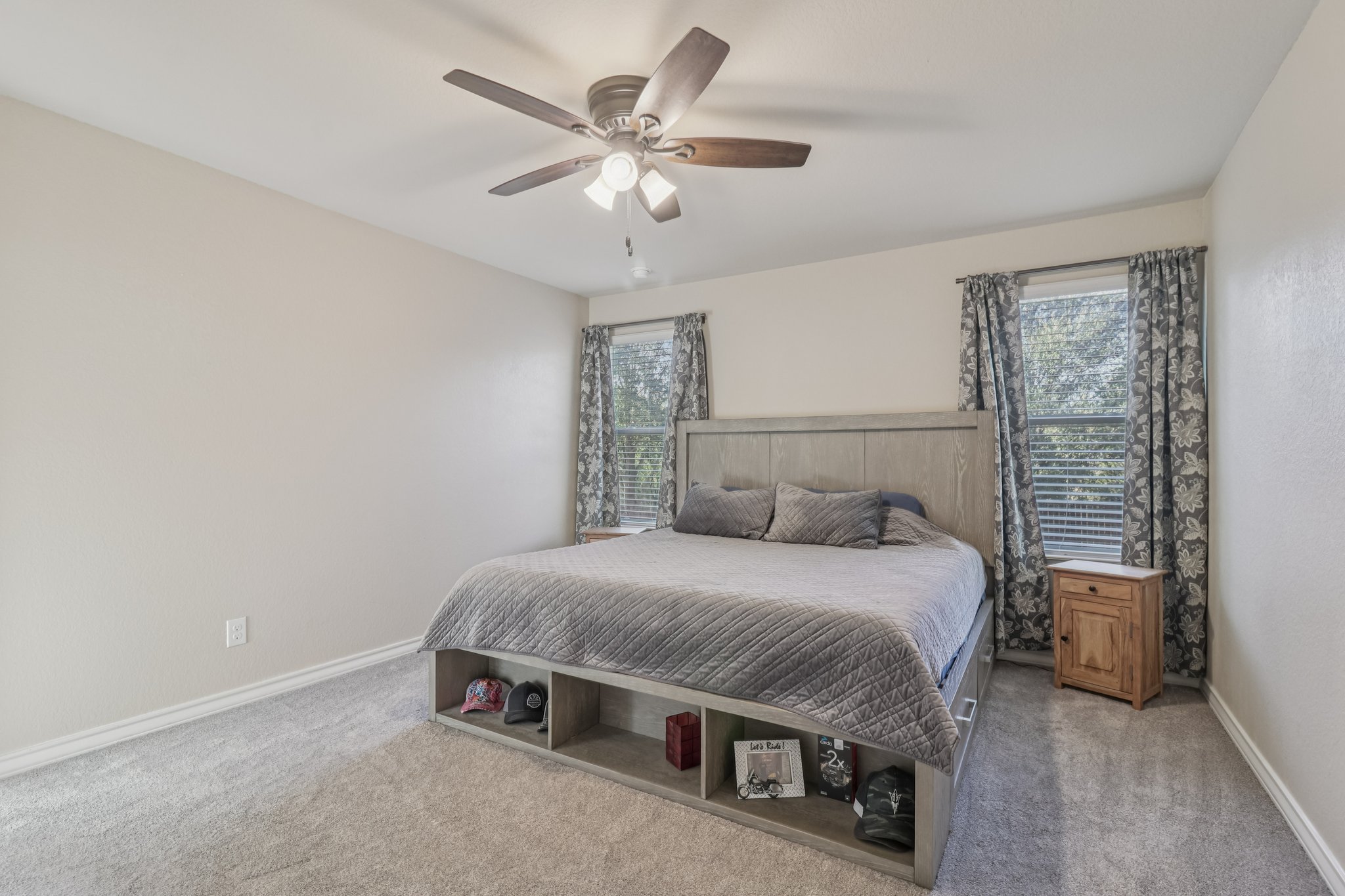 Slate Cyn-S2712-026.jpg