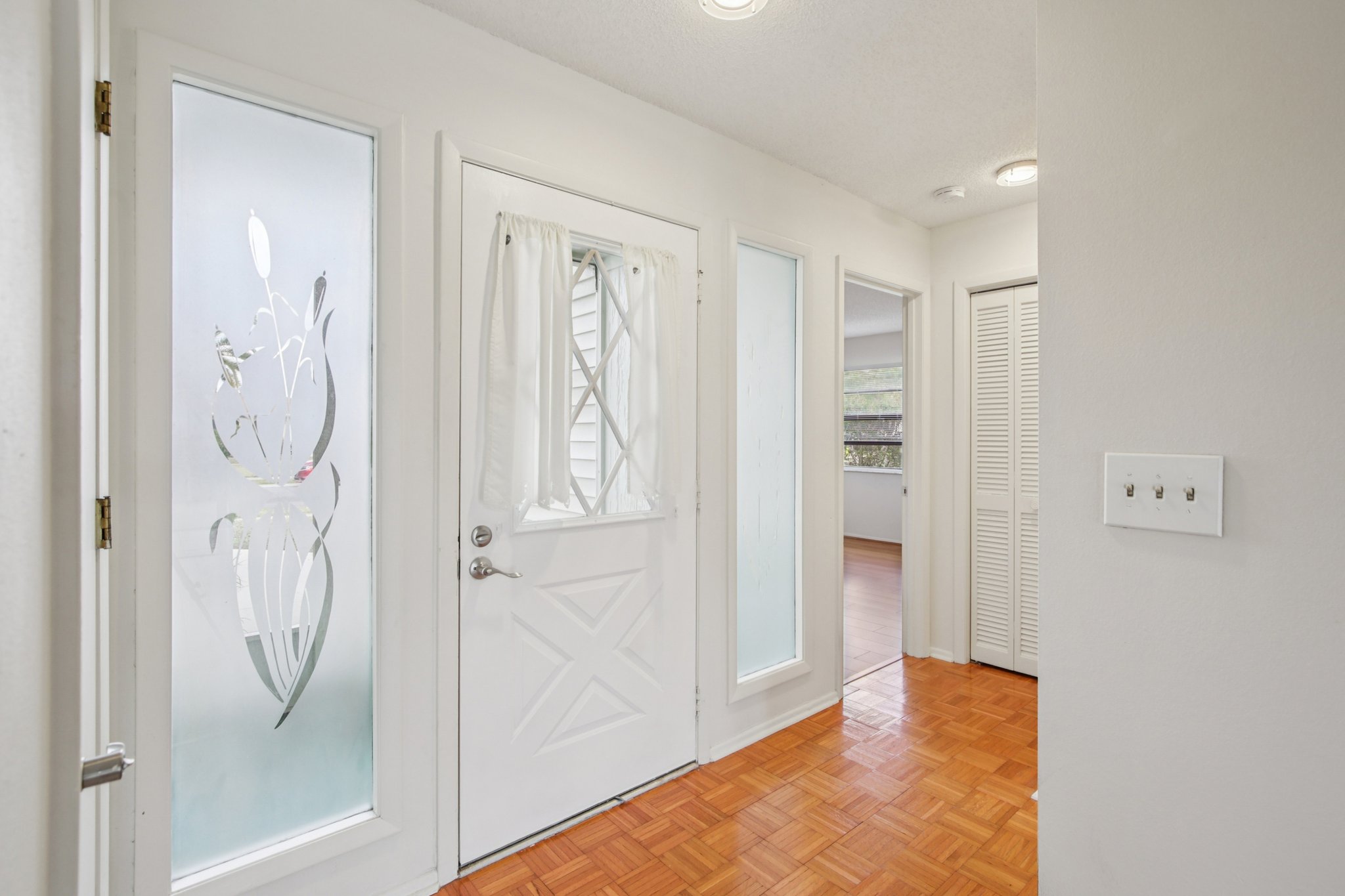 Strada D Argento-L0601-006.jpg