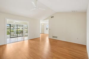 Strada D Argento-L0601-007.jpg