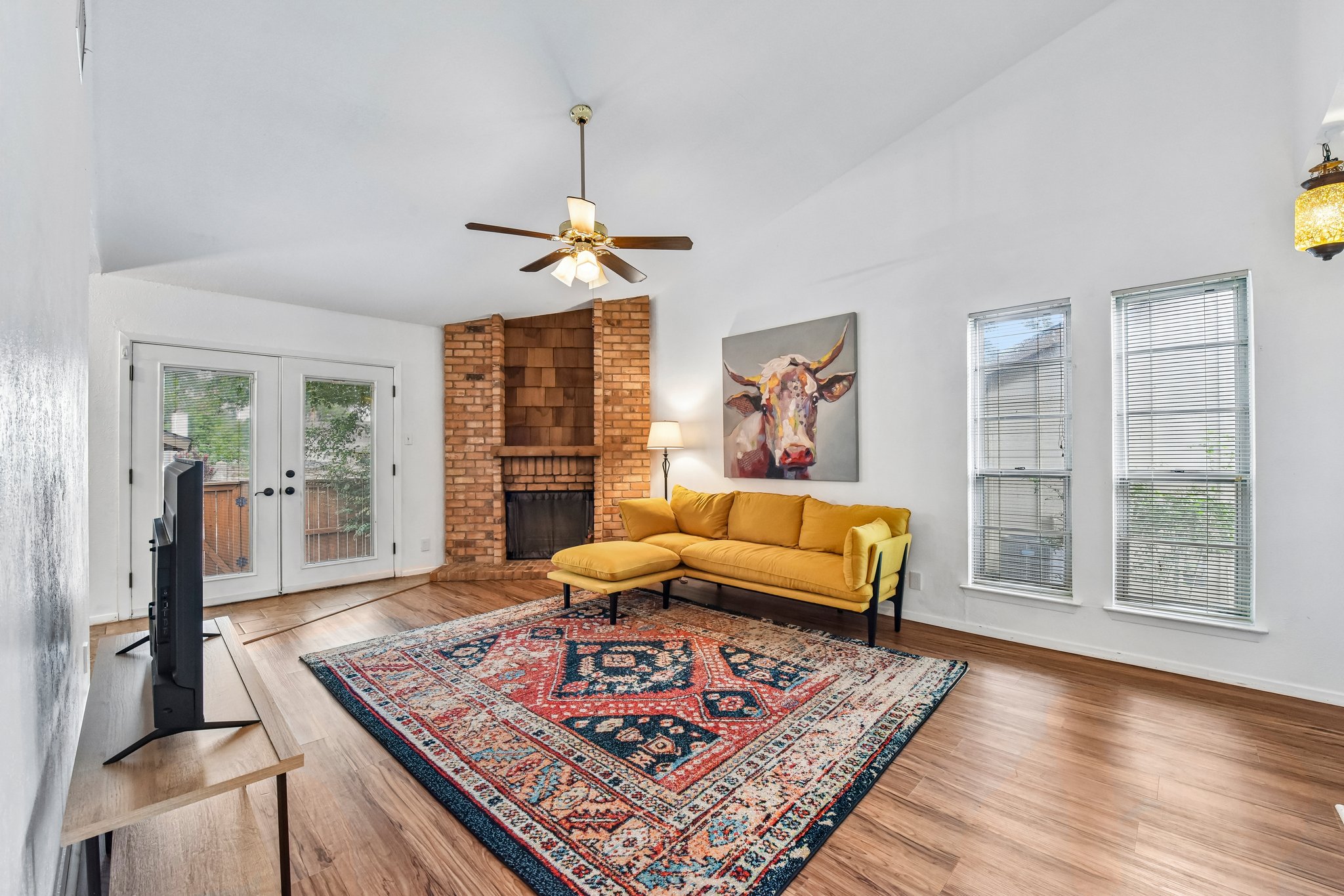 W Braker Ln B-S1707-009.jpg