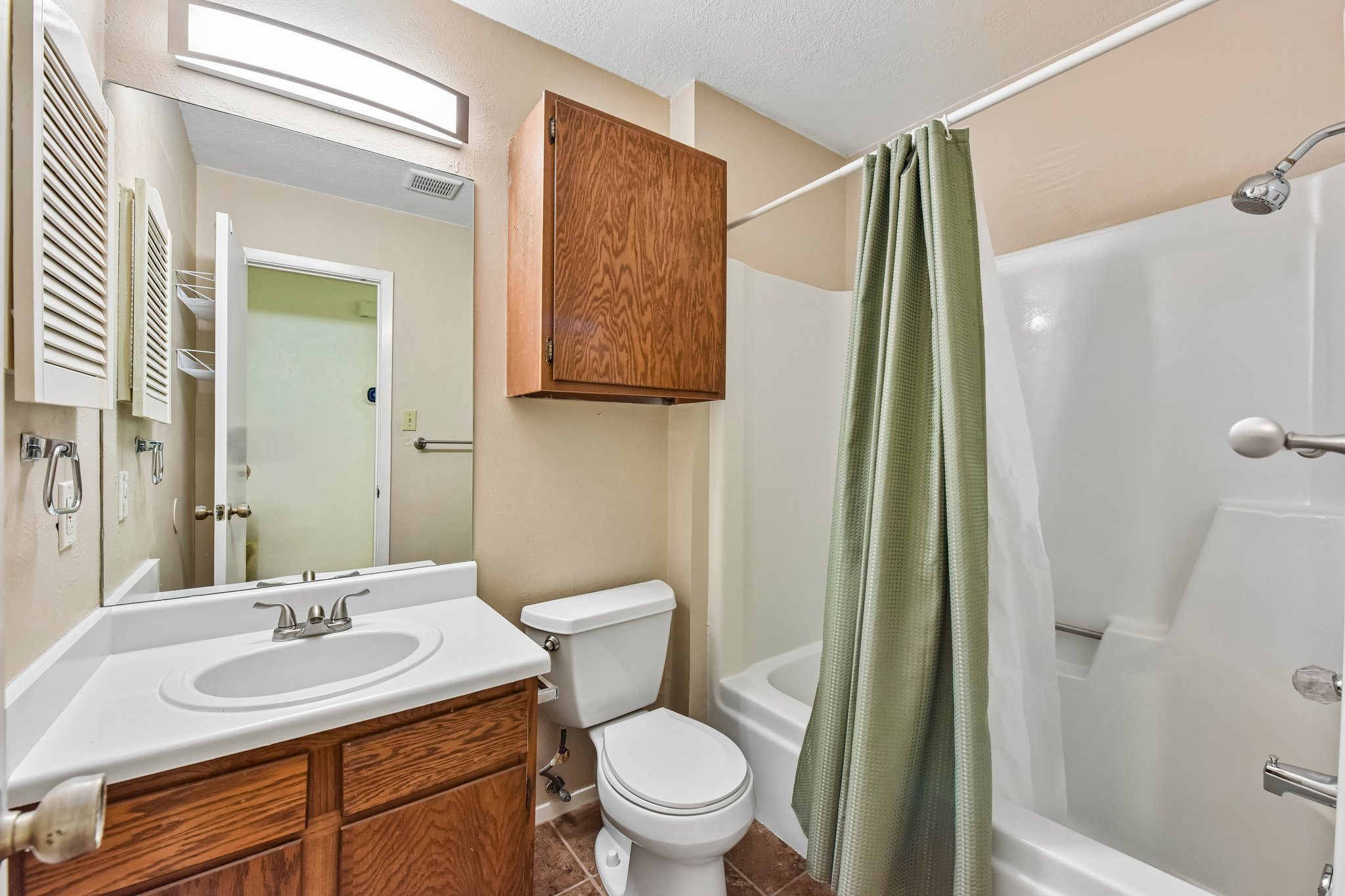 W Braker Ln B-S1707-022.jpg