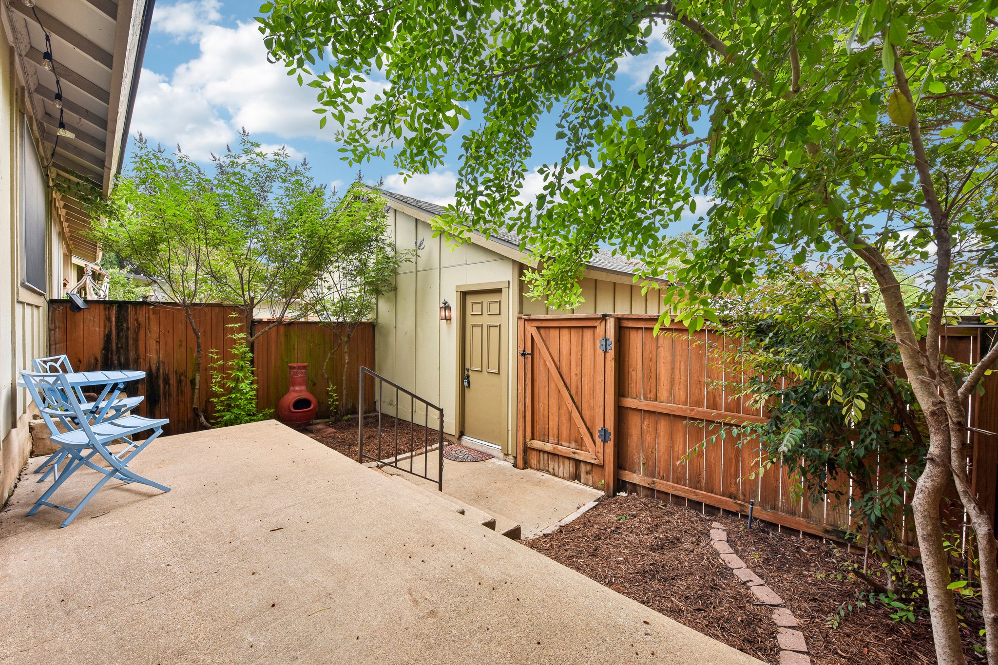 W Braker Ln B-S1707-040.jpg