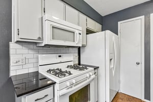 W Braker Ln B-S1707-016.jpg