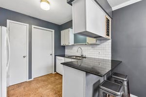 W Braker Ln B-S1707-017.jpg